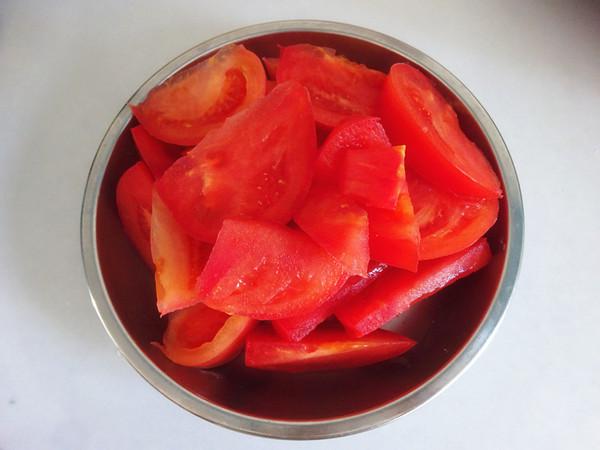 牛腩這么做才對(duì),味爽清香不油膩,驅(qū)寒又暖胃的做法-咸鮮味燉菜譜-易網(wǎng)健康養(yǎng)生網(wǎng) 牛腩這么做才對(duì),味爽清香不油膩,驅(qū)寒又暖胃的做法-咸鮮味燉菜譜