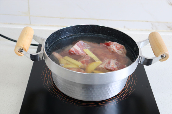 羊蝎子燉蘿卜的做法-家常味燉菜譜-易網健康養生網 羊蝎子燉蘿卜的做法-家常味燉菜譜