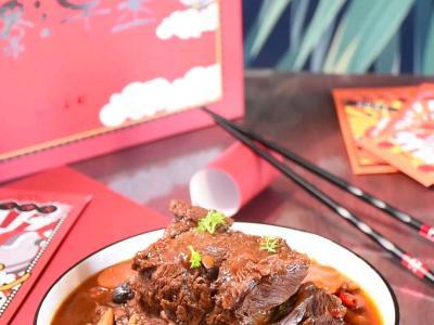 和老廚師學(xué)做醬牛肉，年夜飯妥妥的C位菜的做法-醬香味燉菜譜