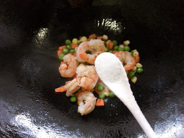 雜粒炒蝦仁,多彩又可愛的做法-咸鮮味炒菜譜-易網健康養生網 雜粒炒蝦仁,多彩又可愛的做法-咸鮮味炒菜譜