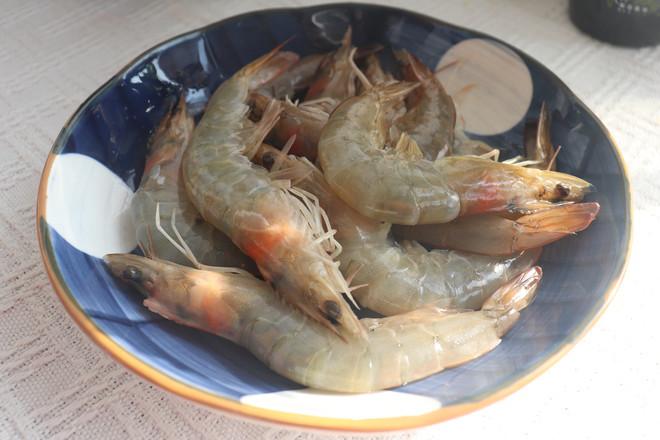 新年宴客菜之白灼蝦,清淡鮮香健康美味的做法-咸鮮味煮菜譜-易網健康養生網 新年宴客菜之白灼蝦,清淡鮮香健康美味的做法-咸鮮味煮菜譜