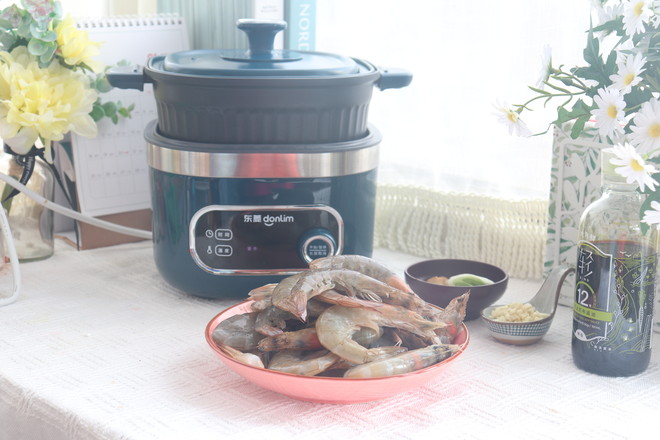 新年宴客菜之白灼蝦,清淡鮮香健康美味的做法-咸鮮味煮菜譜-易網<a href=http://www.xllyou.com/ target=_blank class=infotextkey>健康養生</a>網 新年宴客菜之白灼蝦,清淡鮮香健康美味的做法-咸鮮味煮菜譜