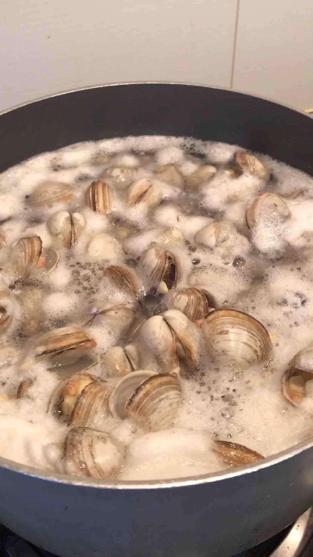 蛤蜊的正確清洗方法的做法-咸鮮味煮菜譜