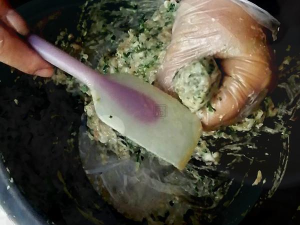 自制兩種火鍋肉丸,真材實(shí)料看得見!的做法-咸鮮味煮菜譜-易網(wǎng)健康養(yǎng)生網(wǎng) 自制兩種火鍋肉丸,真材實(shí)料看得見!的做法-咸鮮味煮菜譜