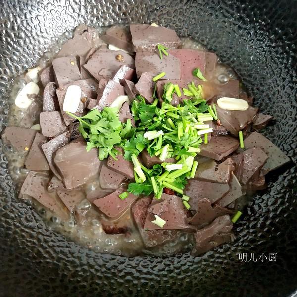 家常炒羊血的做法-家常味炒菜譜