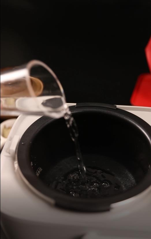 東坡肉的做法-咸鮮味燉菜譜-易網健康養生網 東坡肉的做法-咸鮮味燉菜譜