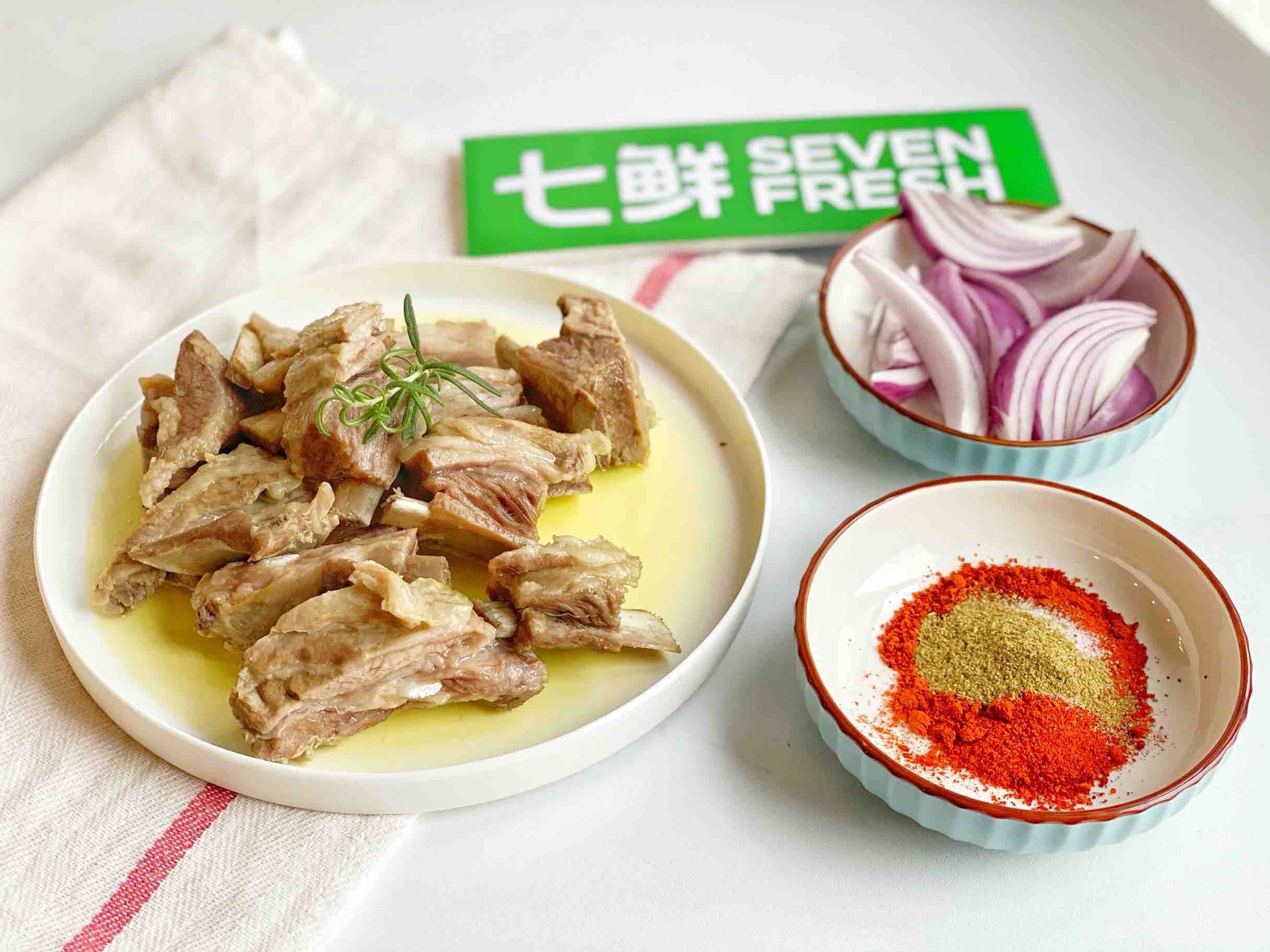 手抓羊肉的做法-家常味煮菜譜