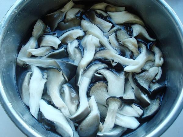 電飯煲燉魚頭的做法-麻辣味燉菜譜