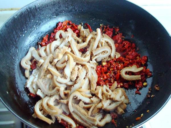 辣皮子滾牛肚的做法-香辣味炒菜譜