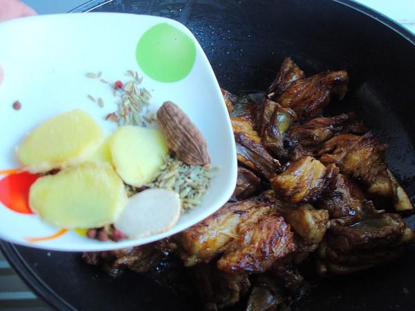 土豆燒羊肉的做法-家常味燒菜譜-易網健康養生網 土豆燒羊肉的做法-家常味燒菜譜