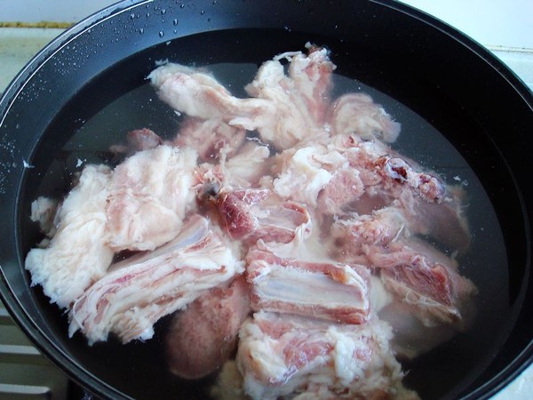 土豆燒羊肉的做法-家常味燒菜譜-易網健康養生網 土豆燒羊肉的做法-家常味燒菜譜