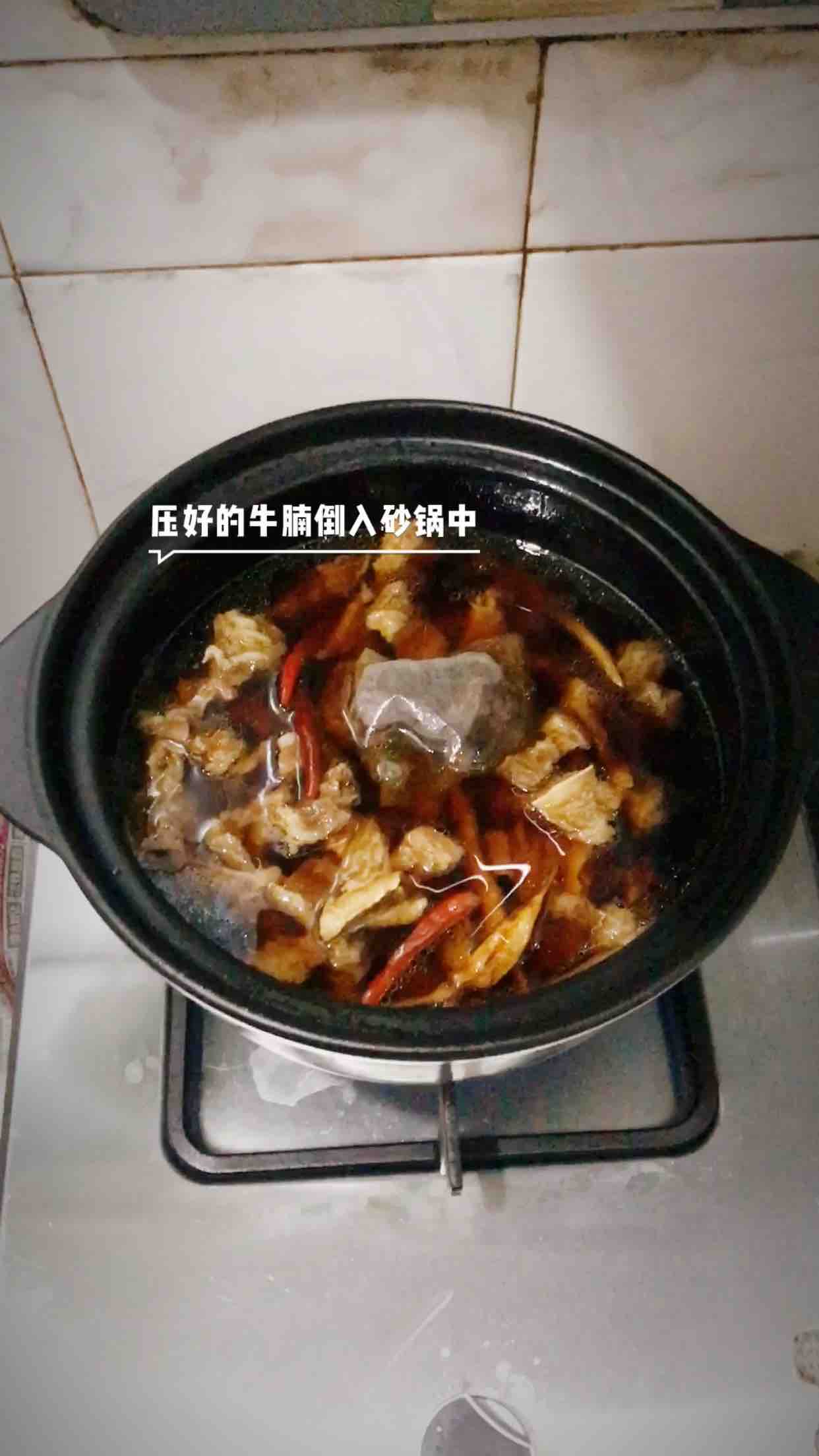 砂鍋燉牛腩的做法-香辣味燉菜譜-易網健康養生網 砂鍋燉牛腩的做法-香辣味燉菜譜