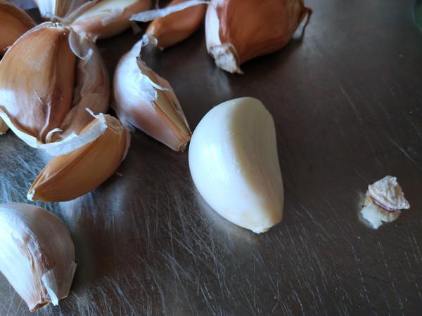 臘八蒜的做法-酸甜味腌菜譜-易網健康養生網 臘八蒜的做法-酸甜味腌菜譜