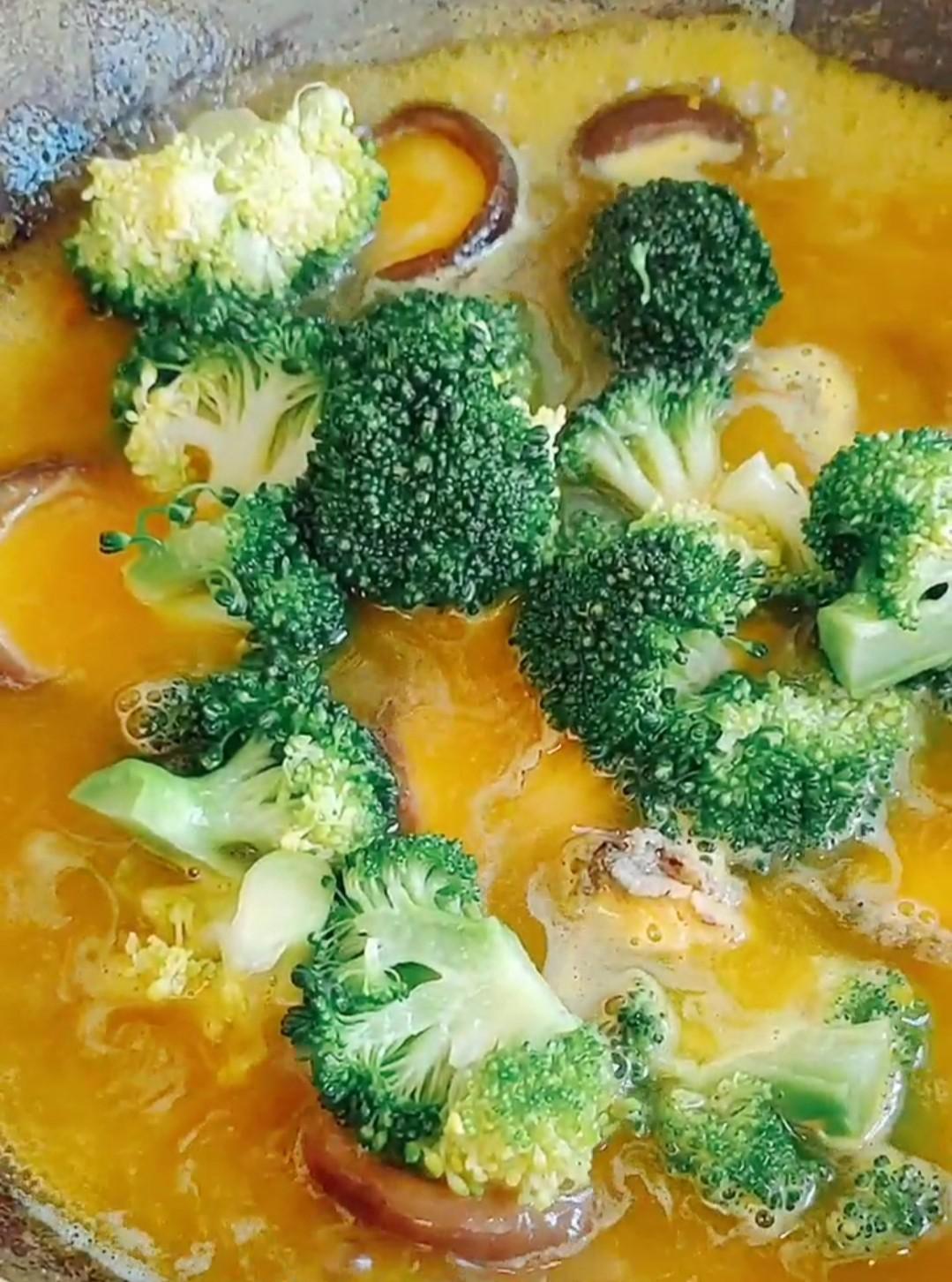 鮑魚撈飯的做法-咸鮮味煮菜譜-易網健康養生網 鮑魚撈飯的做法-咸鮮味煮菜譜