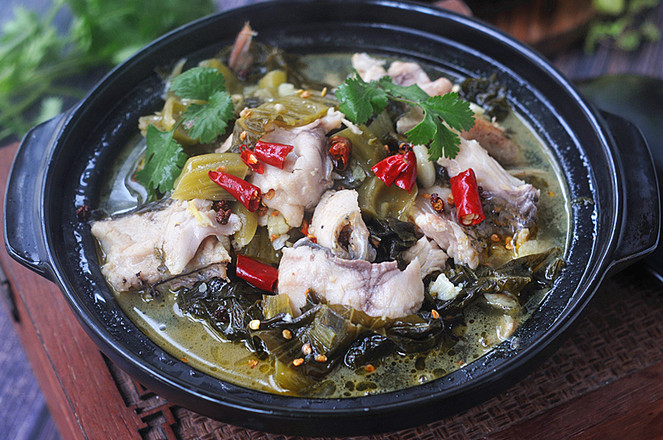 魚的做法這么多,我獨愛酸菜魚,湯鮮肉嫩,比水煮魚片更營養!的做法-酸辣味煮菜譜-易網健康養生網 魚的做法這么多,我獨愛酸菜魚,湯鮮肉嫩,比水煮魚片更營養!的做法-酸辣味煮菜譜