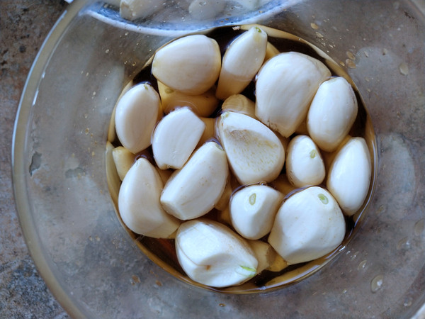 臘八蒜的做法-酸甜味腌菜譜-易網健康養生網 臘八蒜的做法-酸甜味腌菜譜