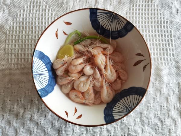 鮮嫩白灼蝦的做法-咸鮮味灼菜譜-易網(wǎng)健康養(yǎng)生網(wǎng) 鮮嫩白灼蝦的做法-咸鮮味灼菜譜