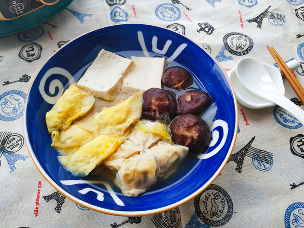 除夕餐桌上最后一道菜品——全家福，有它就圓滿了的做法-咸鮮味煮菜譜