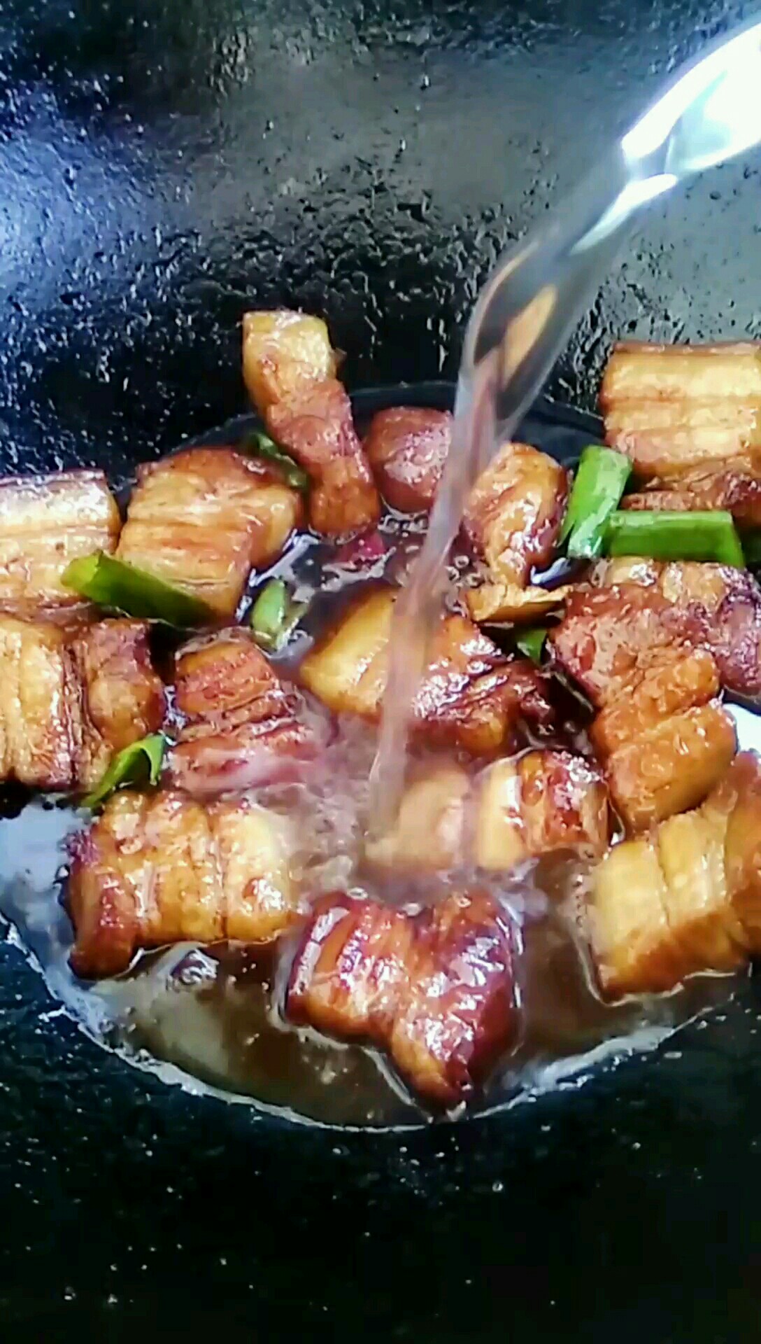 噬肉足 看過來的做法-咸鮮味燒菜譜