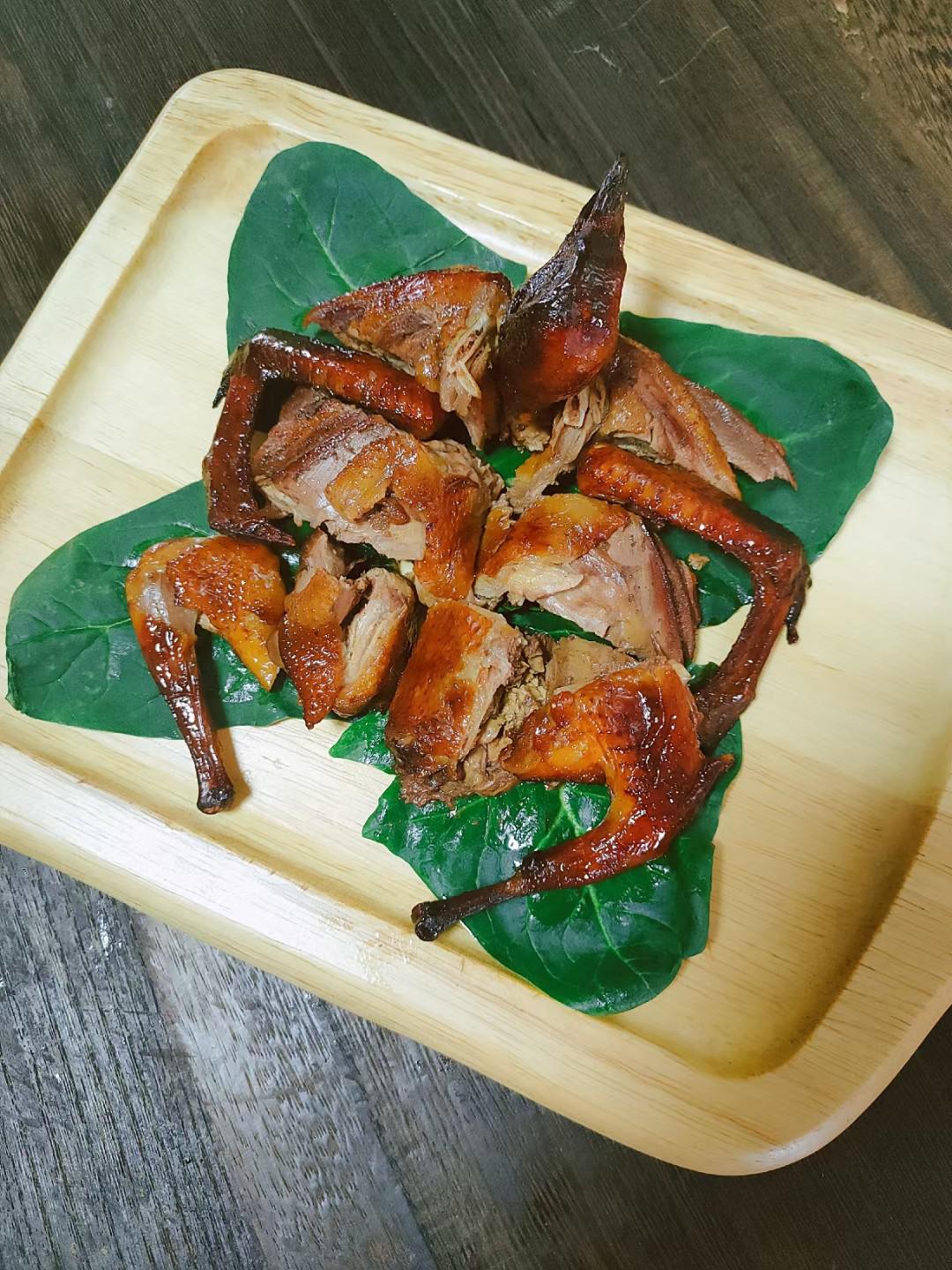 烤乳鴿的做法-家常味烤菜譜-易網(wǎng)健康養(yǎng)生網(wǎng) 烤乳鴿的做法-家常味烤菜譜