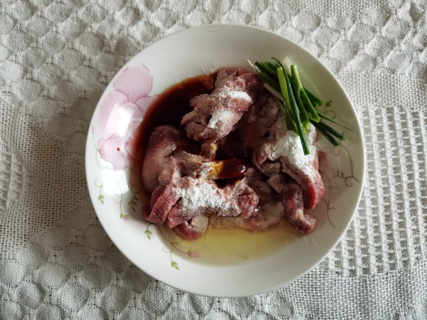 紅紅火火青紅椒小炒牛肉的做法-咸鮮味炒菜譜-易網健康養生網 紅紅火火青紅椒小炒牛肉的做法-咸鮮味炒菜譜