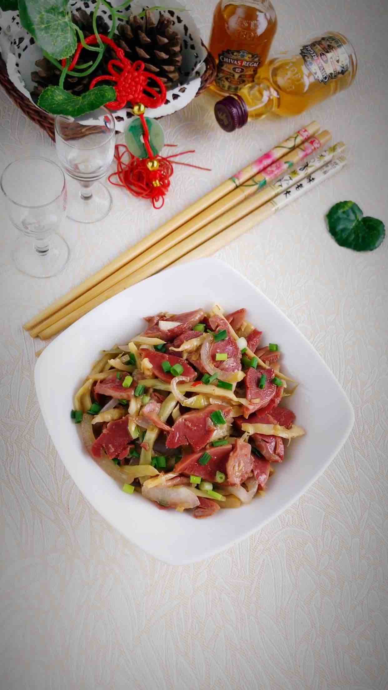 野酸筍鹵鴨肫的做法-酸辣味炒菜譜-易網(wǎng)健康養(yǎng)生網(wǎng) 野酸筍鹵鴨肫的做法-酸辣味炒菜譜