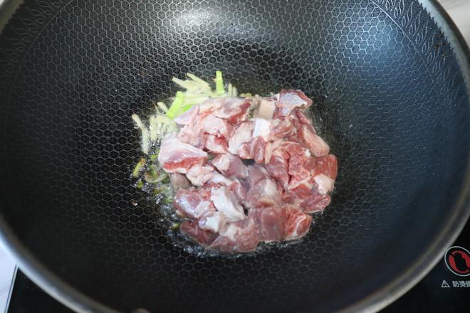 彩椒炒肉的做法-家常味炒菜譜-易網健康養生網 彩椒炒肉的做法-家常味炒菜譜