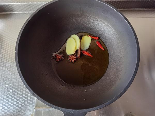 好吃入味的板栗燉雞的做法-咸鮮味燜菜譜