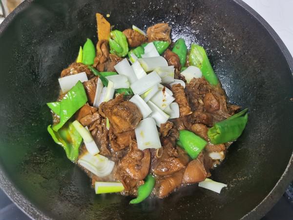 辣子雞的做法-家常味炒菜譜-易網健康養生網 辣子雞的做法-家常味炒菜譜