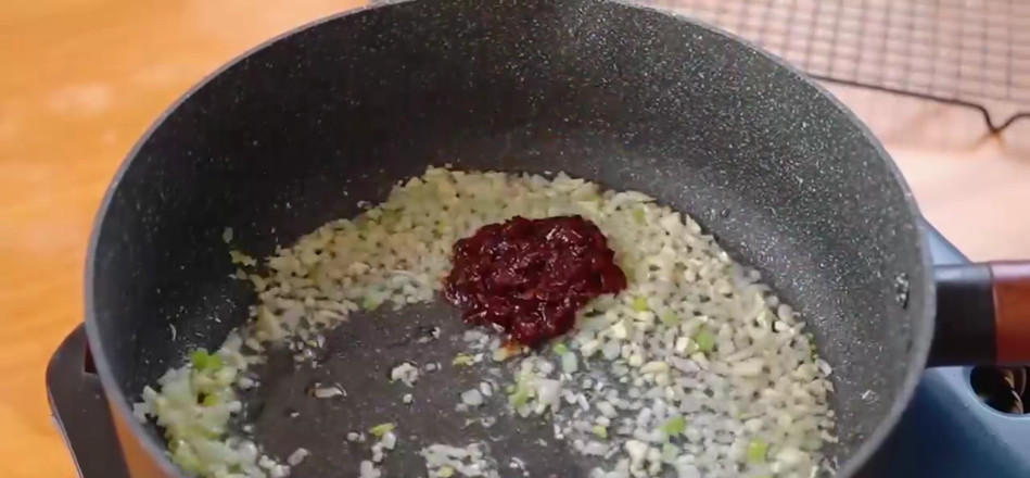 茄子豆腐煲的做法-茄汁味煲菜譜-易網健康養生網 茄子豆腐煲的做法-茄汁味煲菜譜