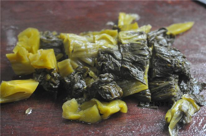 魚的做法這么多,我獨愛酸菜魚,湯鮮肉嫩,比水煮魚片更營養!的做法-酸辣味煮菜譜-易網健康養生網 魚的做法這么多,我獨愛酸菜魚,湯鮮肉嫩,比水煮魚片更營養!的做法-酸辣味煮菜譜