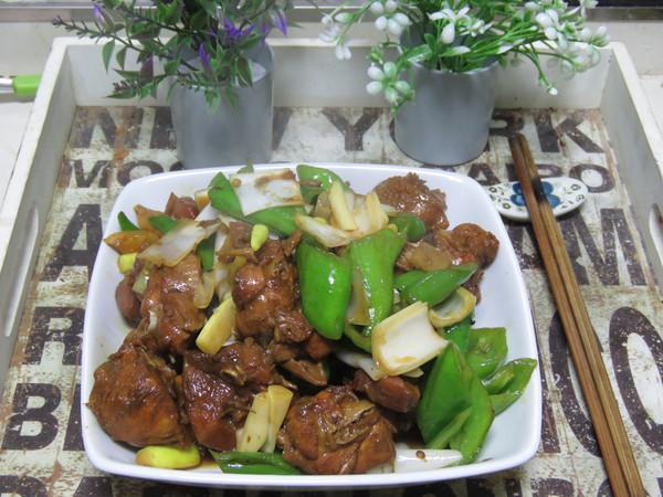 辣子雞的做法-家常味炒菜譜-易網健康養生網 辣子雞的做法-家常味炒菜譜