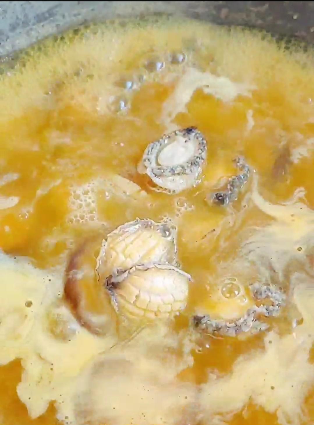 鮑魚撈飯的做法-咸鮮味煮菜譜-易網健康養生網 鮑魚撈飯的做法-咸鮮味煮菜譜