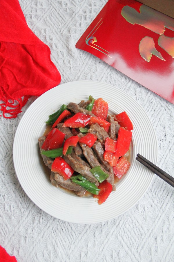 紅紅火火青紅椒小炒牛肉的做法-咸鮮味炒菜譜-易網健康養生網 紅紅火火青紅椒小炒牛肉的做法-咸鮮味炒菜譜