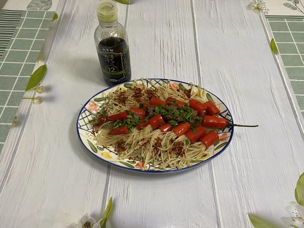 #年味食足#鞭炮牛肉金針菇的做法-香辣味蒸菜譜-易網健康養生網 #年味食足#鞭炮牛肉金針菇的做法-香辣味蒸菜譜