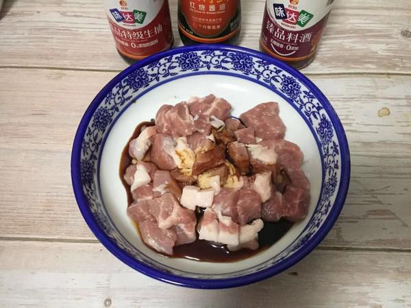 雪菜肉丁手搟面的做法-咸鮮味煮菜譜-易網(wǎng)健康養(yǎng)生網(wǎng) 雪菜肉丁手搟面的做法-咸鮮味煮菜譜