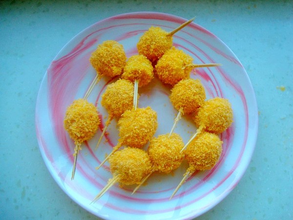 酥炸鵪鶉蛋的做法-家常味炸菜譜