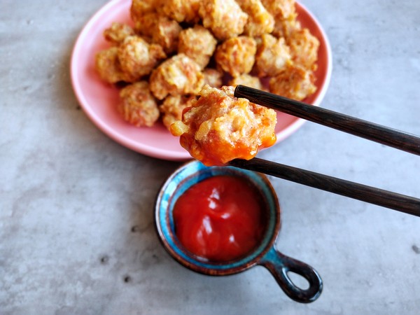 干炸丸子的做法-家常味炸菜譜-易網健康養生網 干炸丸子的做法-家常味炸菜譜