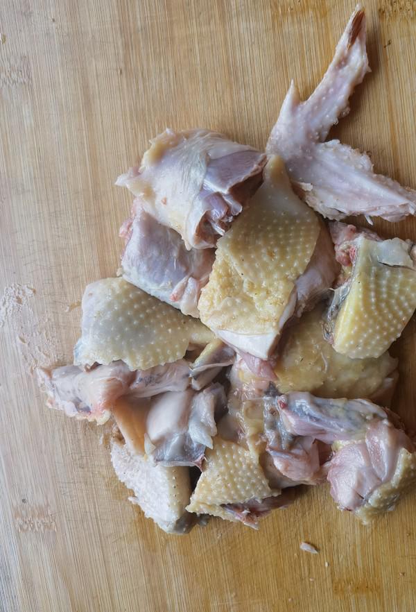 椰子水燉雞湯的做法-果味燉菜譜