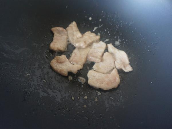 花菜木耳炒肉片的做法-家常味炒菜譜