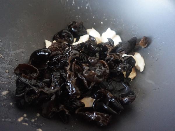 花菜木耳炒肉片的做法-家常味炒菜譜