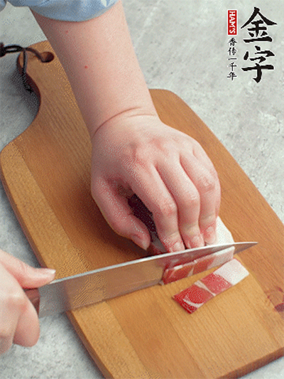 咸肉蒸千張的做法-咸鮮味蒸菜譜