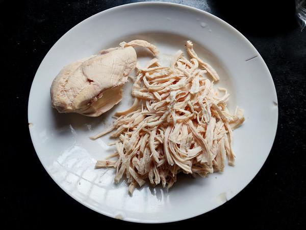 涼拌雞絲的做法-麻醬味拌菜譜