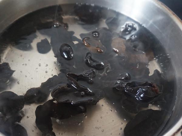 花菜木耳炒肉片的做法-家常味炒菜譜