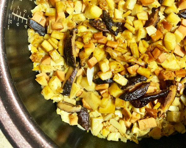 香芋蒸飯（素食）的做法-家常味煮菜譜