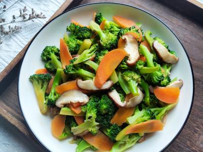 涼拌西蘭花的做法-其它口味拌菜譜