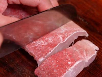 鮮嫩多汁東星斑，一上桌就拿捏住的做法-咸鮮味煲菜譜