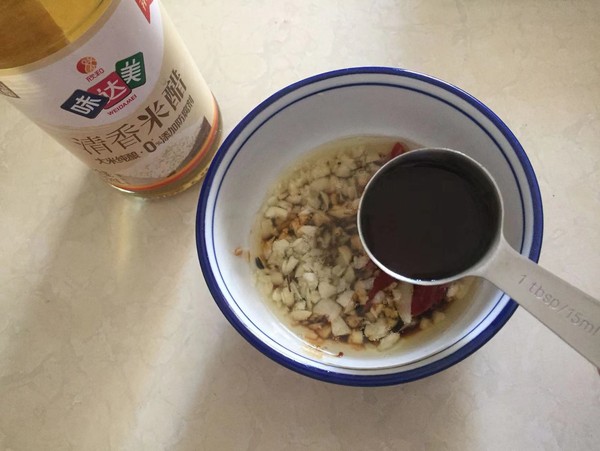 莧菜拌洋蔥的做法-家常味拌菜譜