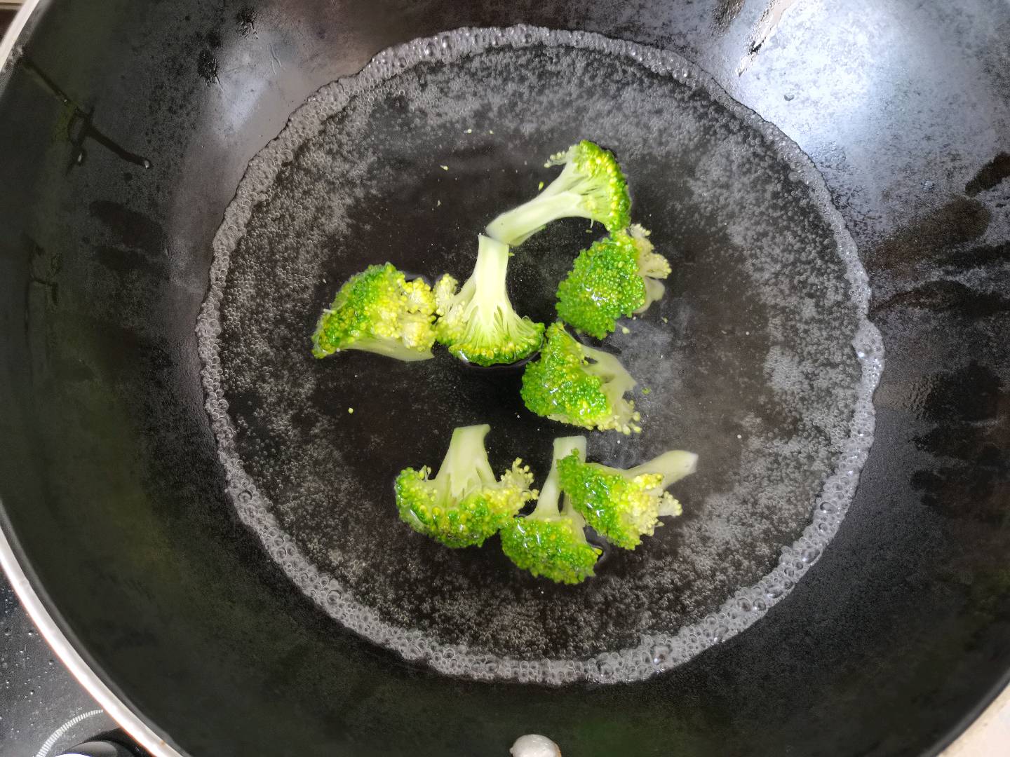 西蘭花蒸糕的做法-家常味煮菜譜