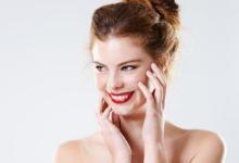 秋冬嘴唇干裂 切忌不要用舌頭去舔